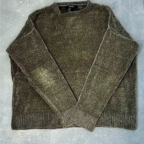 Forever 21 Windsor Green Sweater - Picture 1 of 6